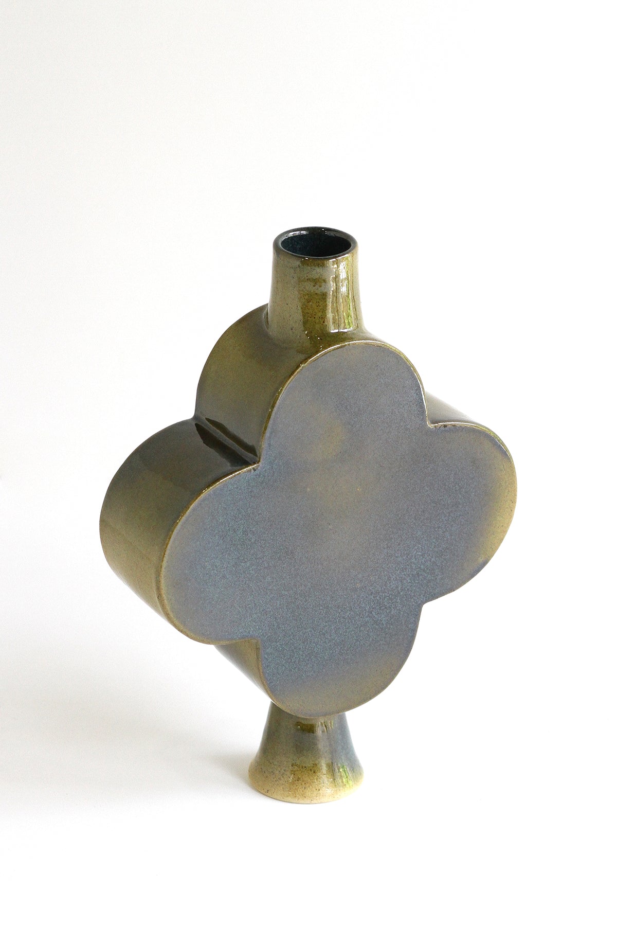 07 Kibble Vase - M
