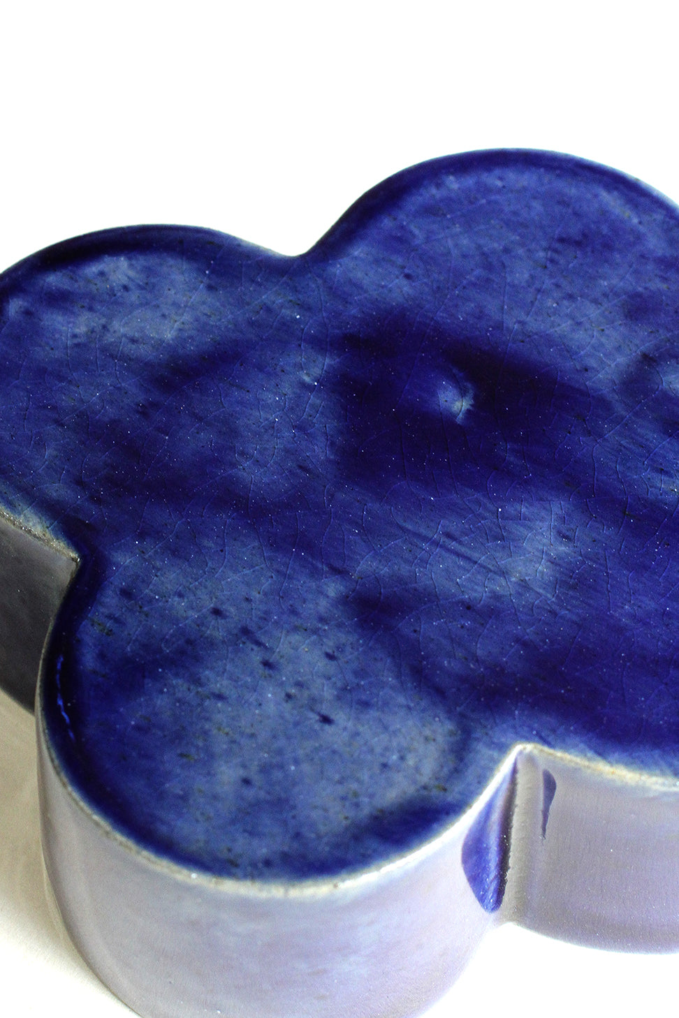 09 Kibble Vase - M