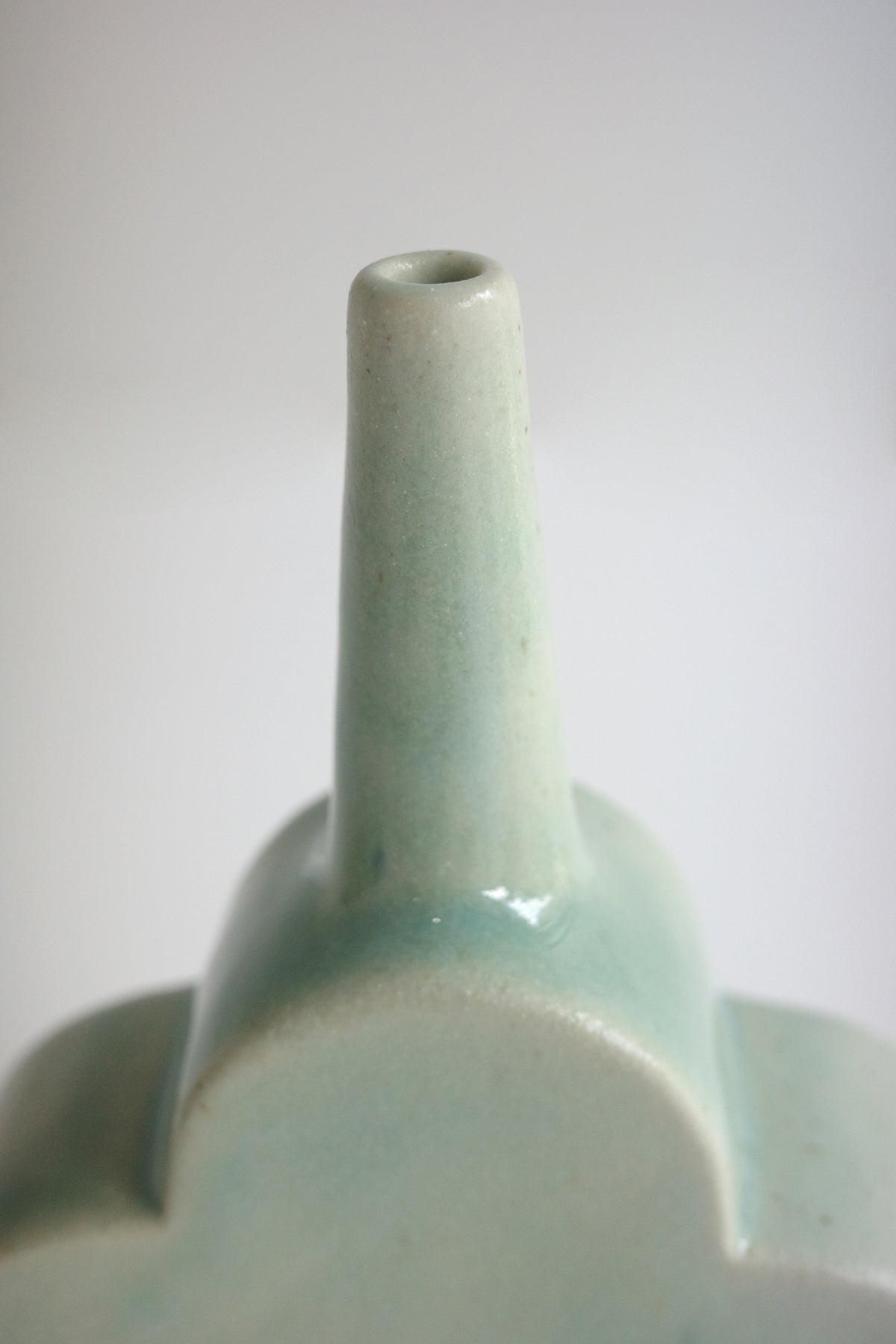 04 Kibble Vase - S
