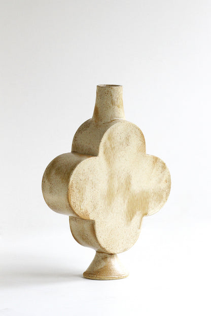 02 Kibble Vase - M