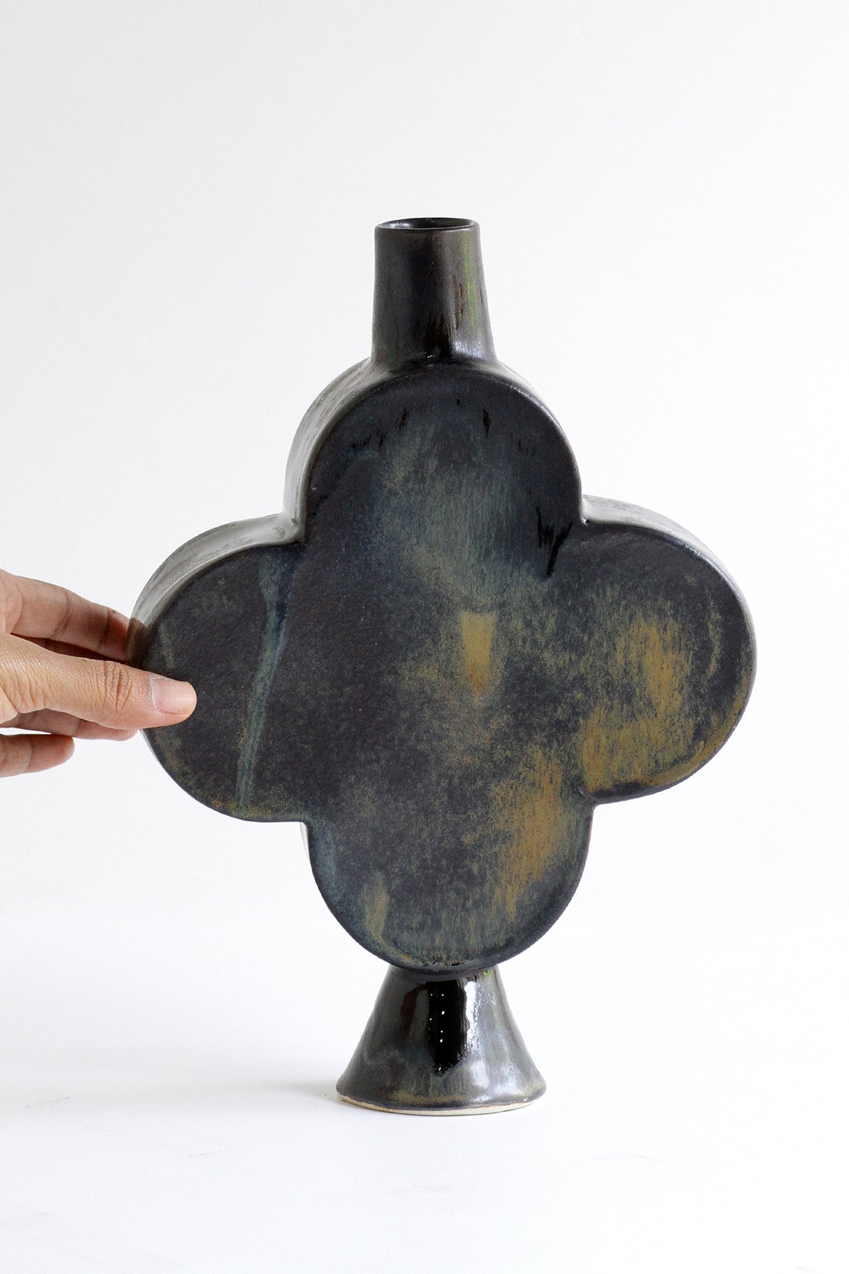 02 Kibble Vase - L