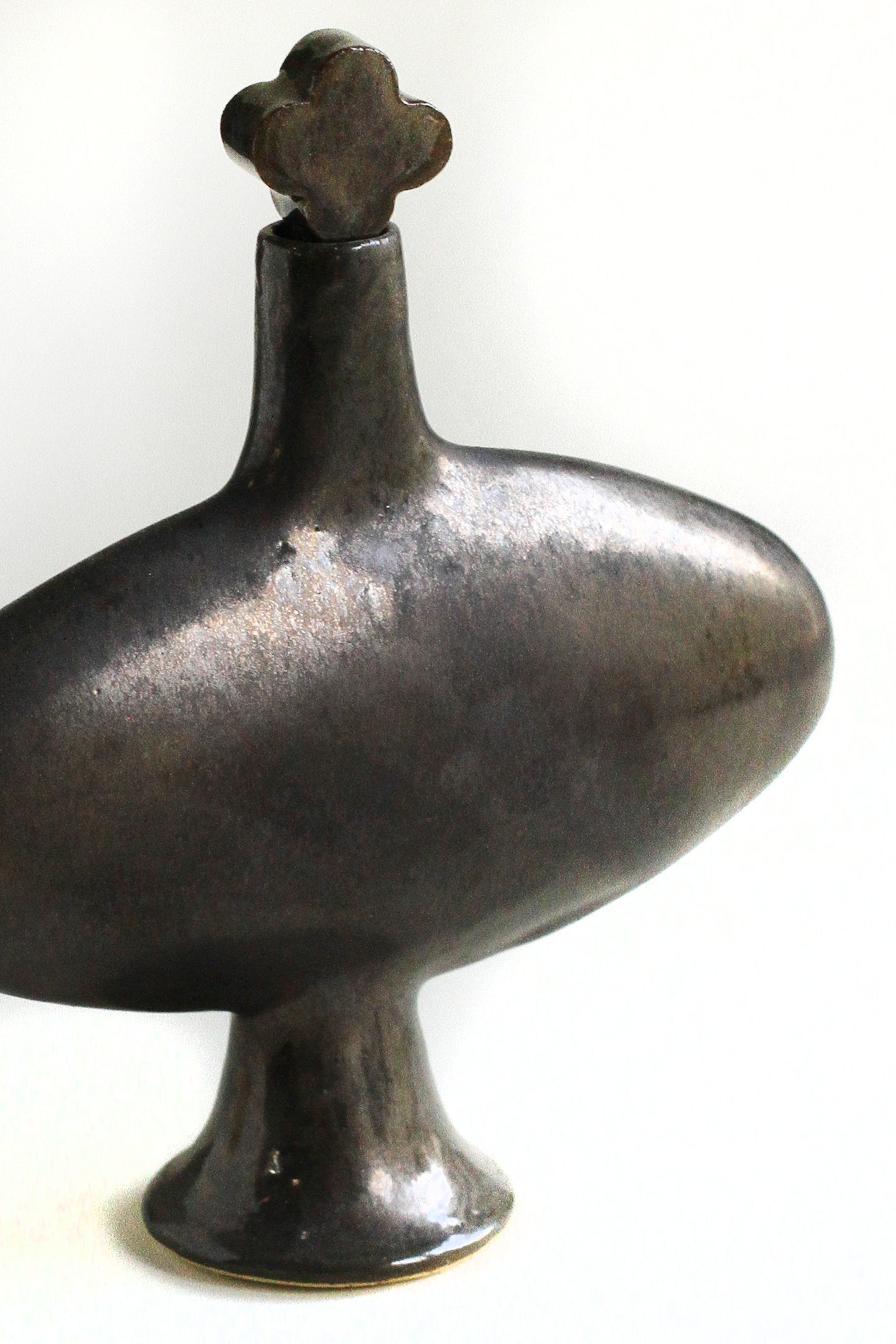 Vase with stopper - Metallic