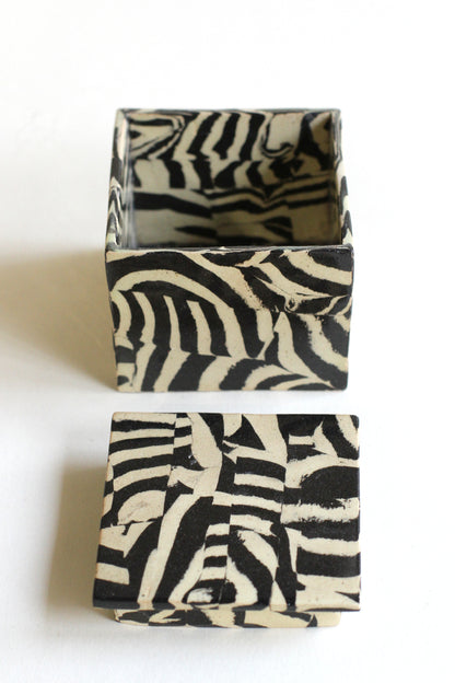 Nerikomi Lidded box 01