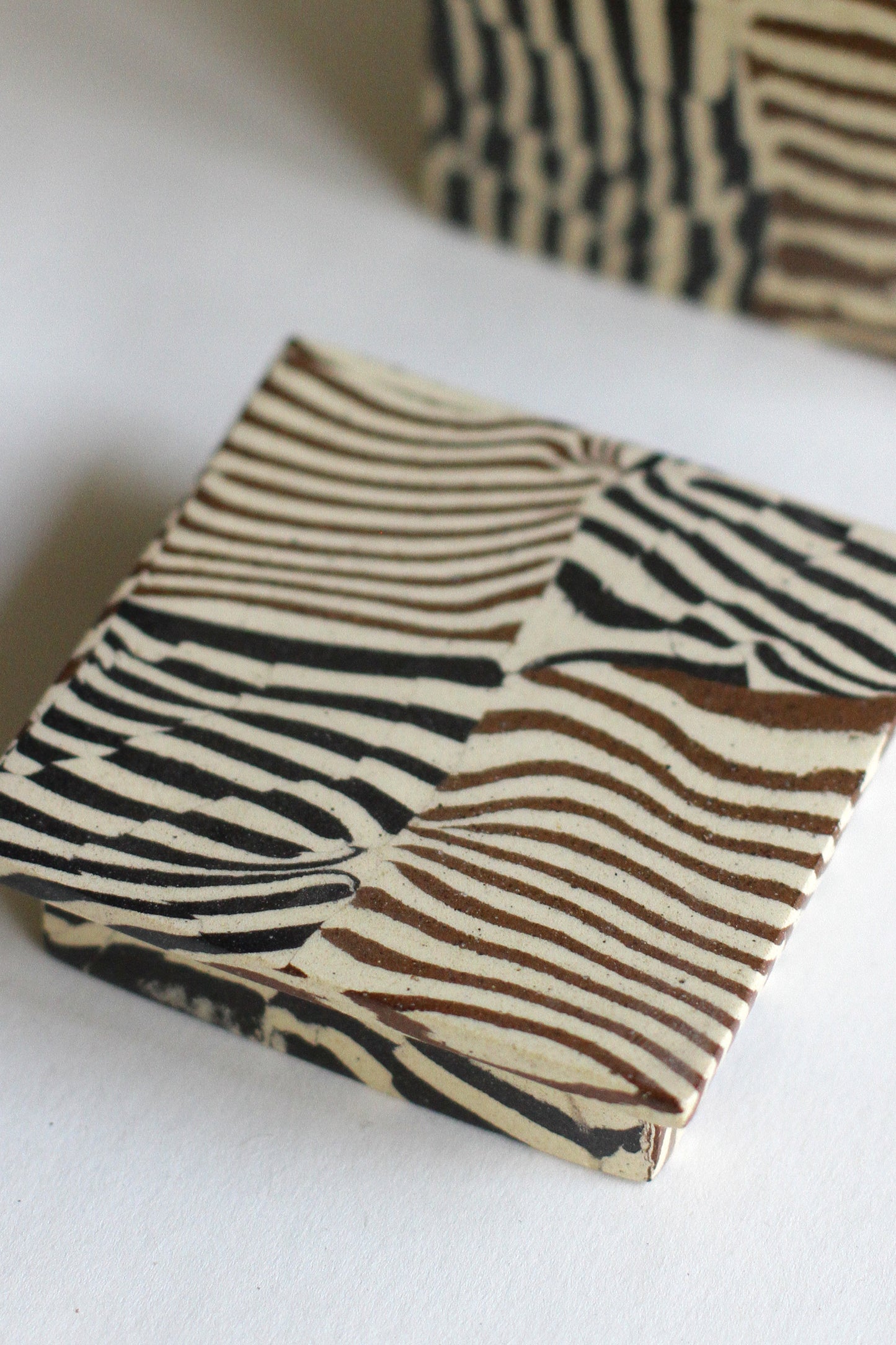 Nerikomi Lidded box 04