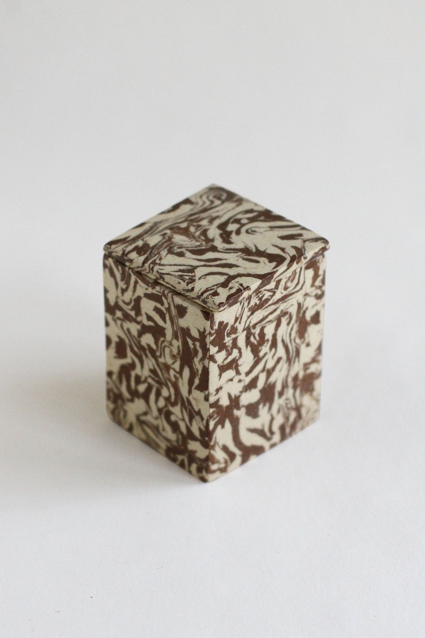 Nerikomi Lidded box 07