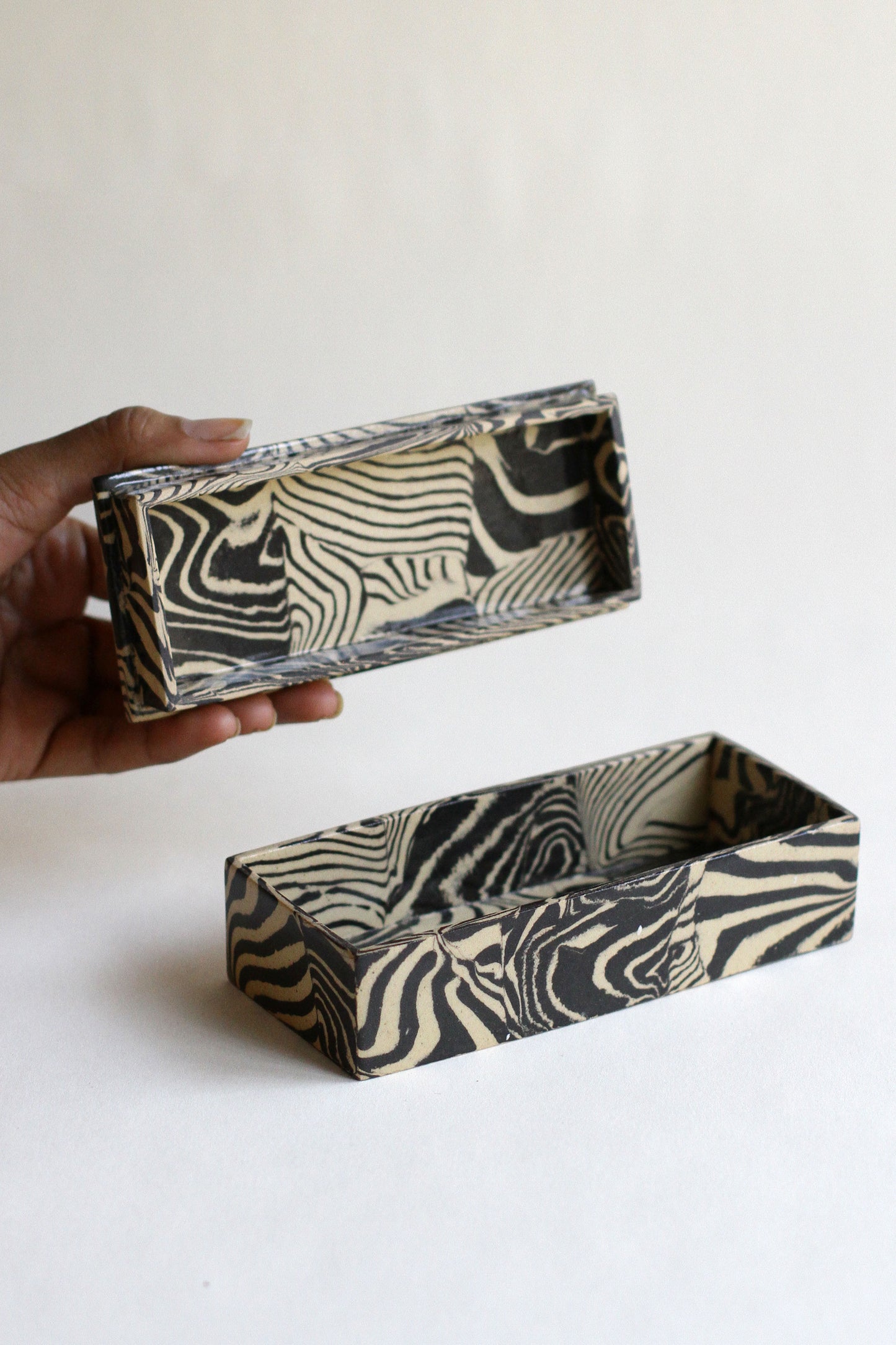 Nerikomi Lidded box 08