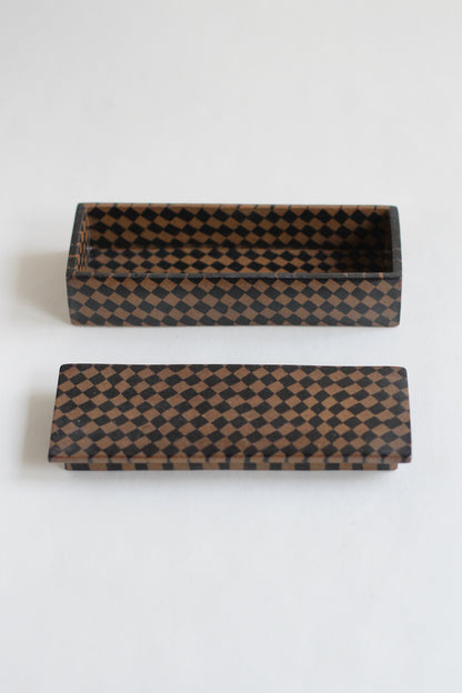 Nerikomi Lidded box 09