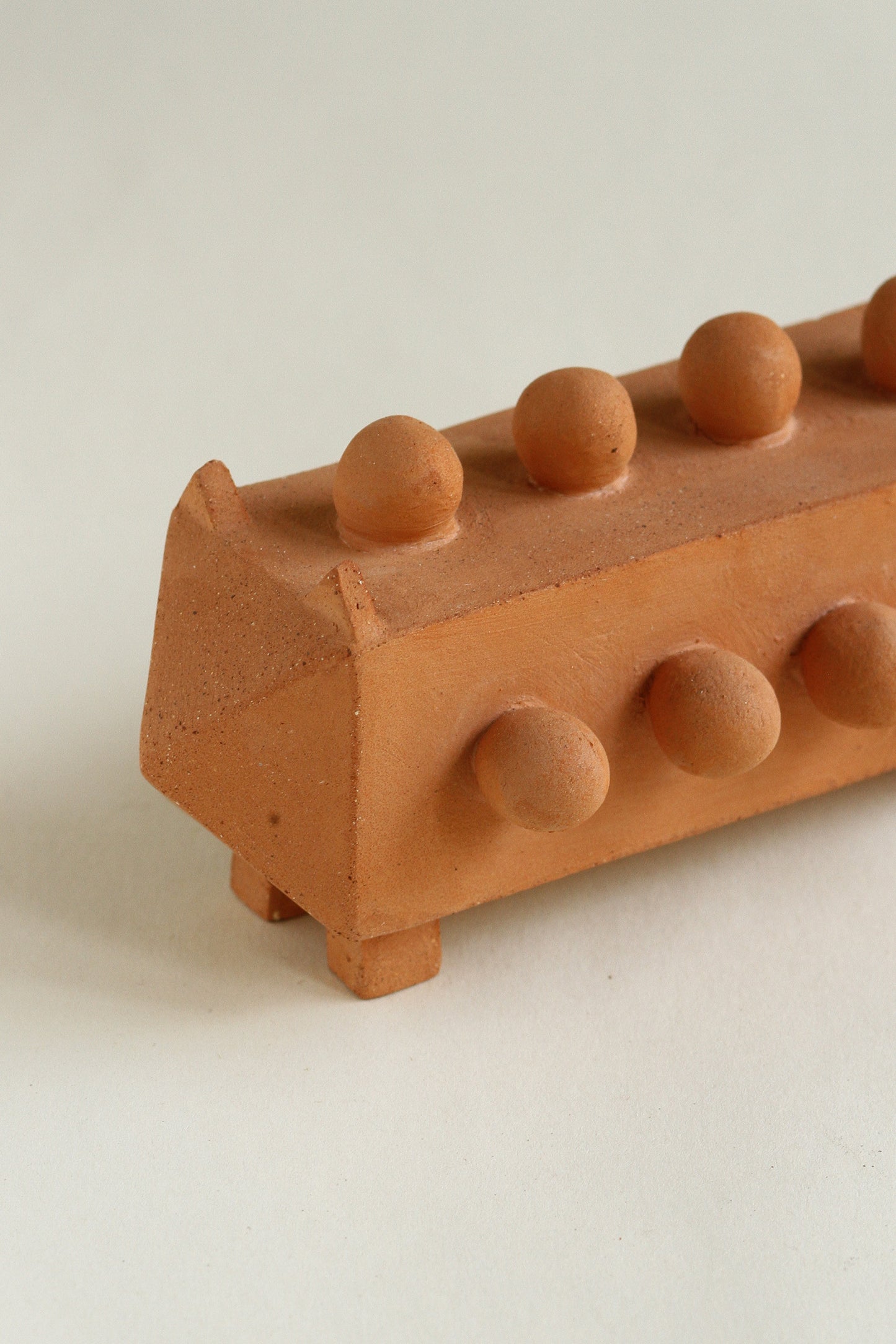 Orbed Block Cat - Terracotta