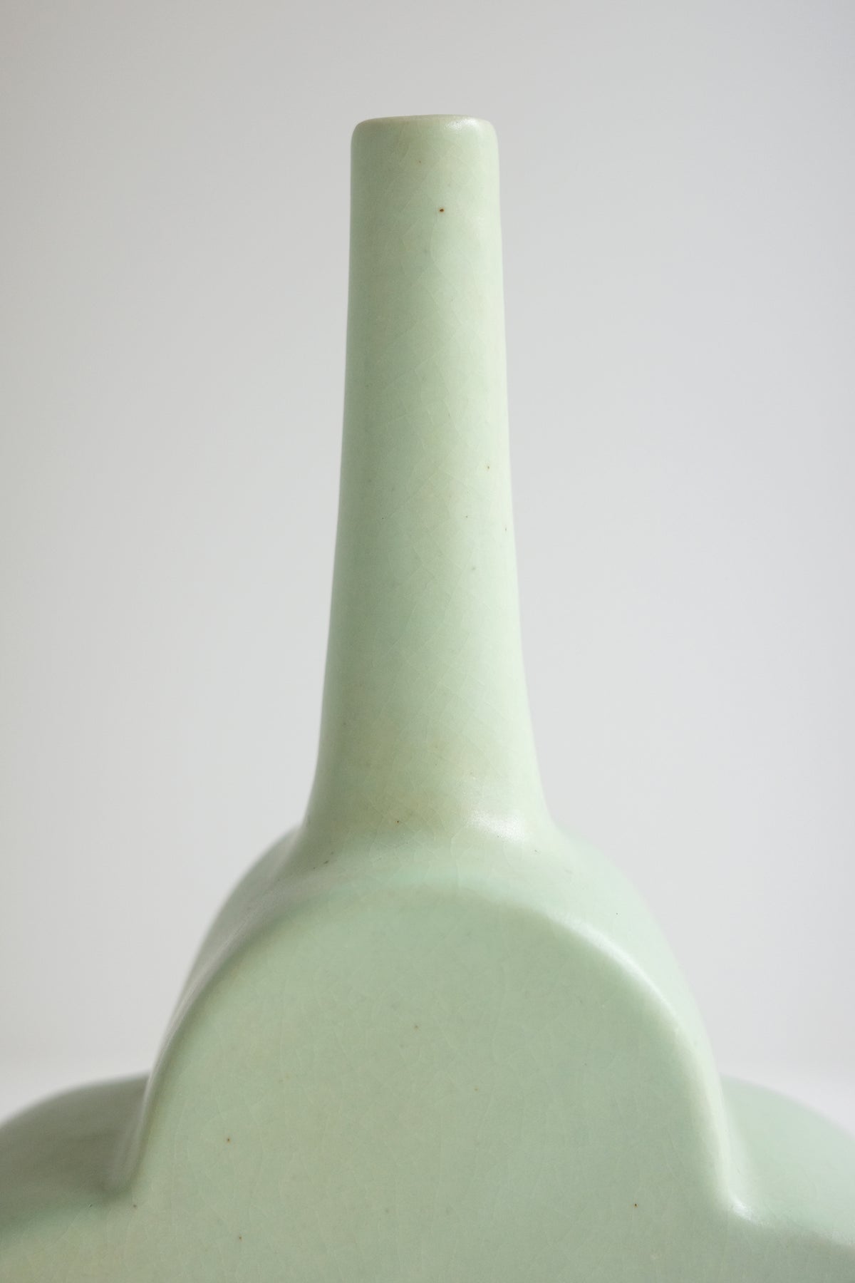 03 Kibble Vase - S