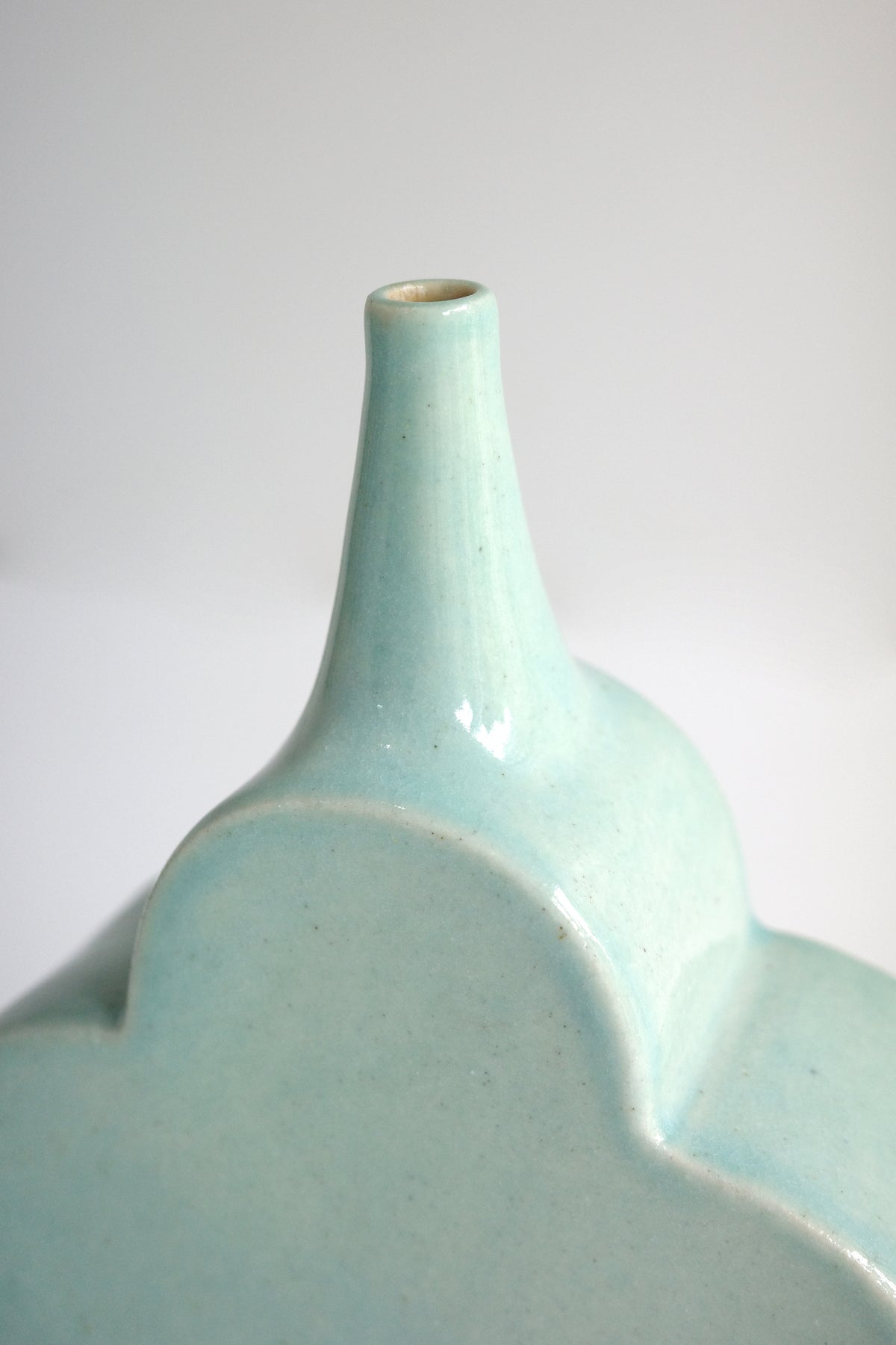 05 Kibble Vase - S