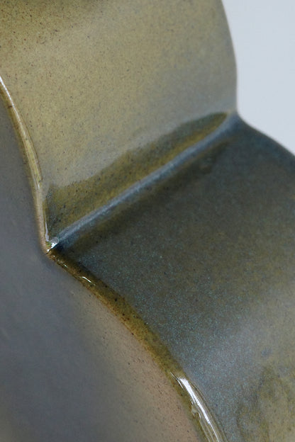 07 Kibble Vase - M